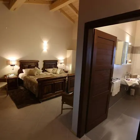 Hotel Connor