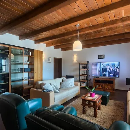 Connor Hotel